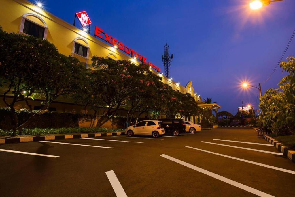 3 Putra Bi Executive Hotel Τζακάρτα Εξωτερικό φωτογραφία